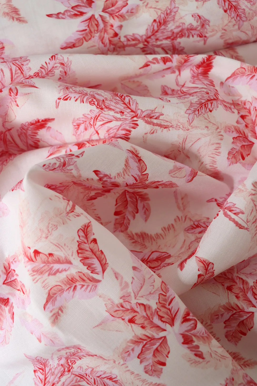 29IN REMNANT; Pink & Red Cottage Floral on Ivory Linen Cotton