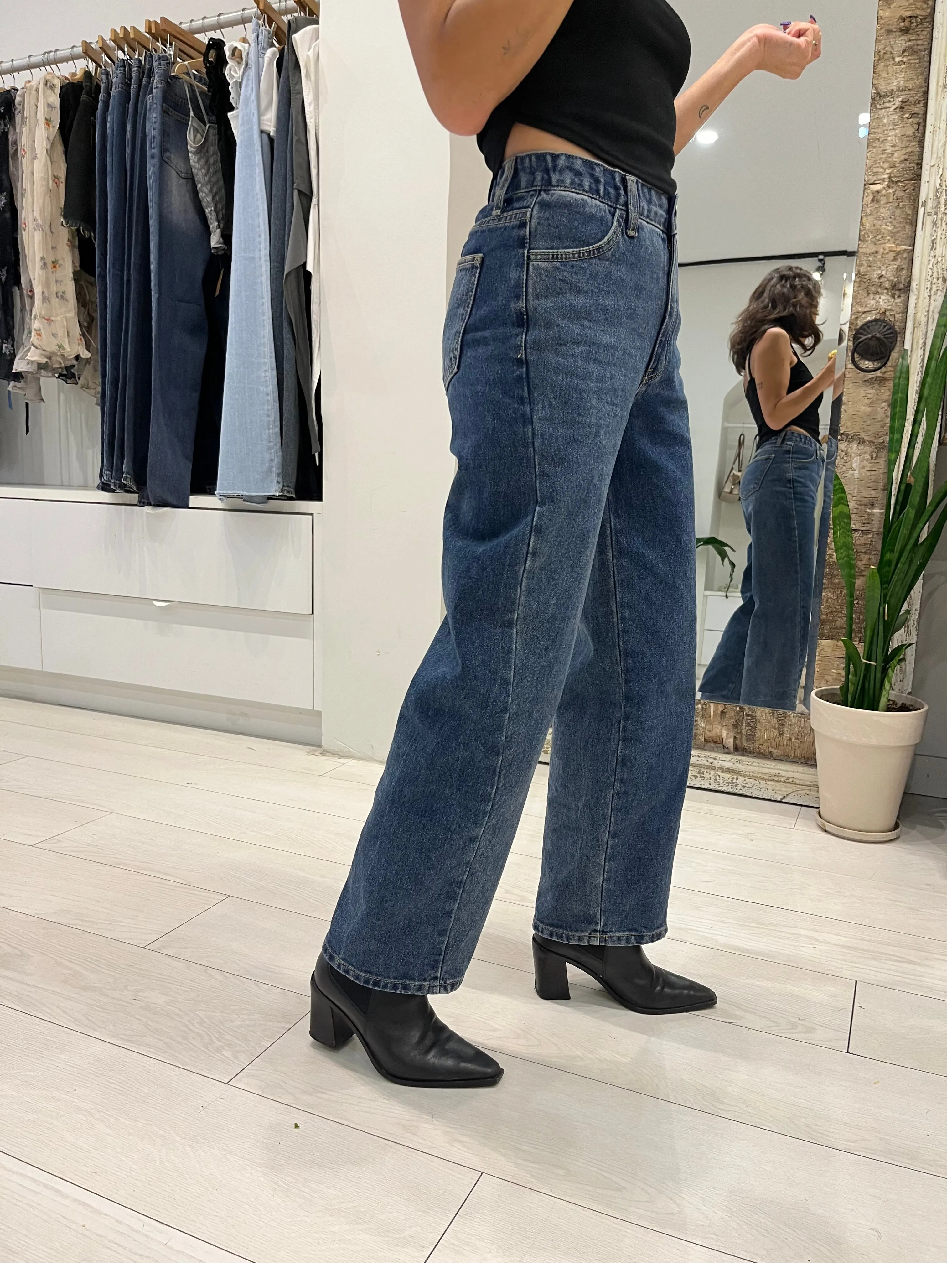 ANGLE Diagonal seam jeans