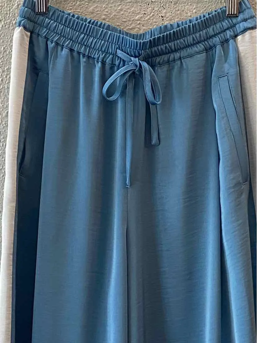 Essential Antwerp Blue and White Size M Pants