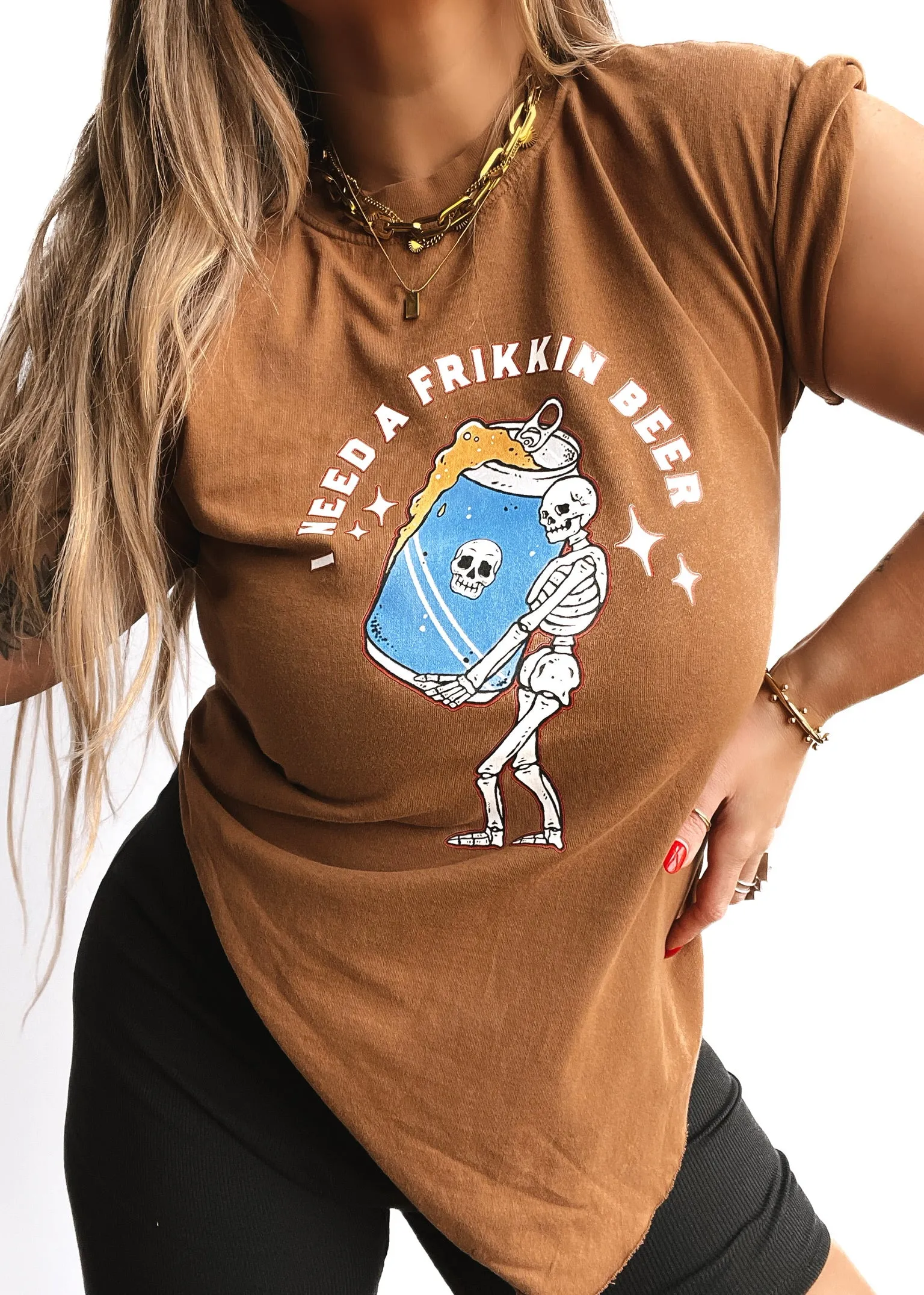 I NEED A FRIKKIN BEER SIDE SLIT TEE