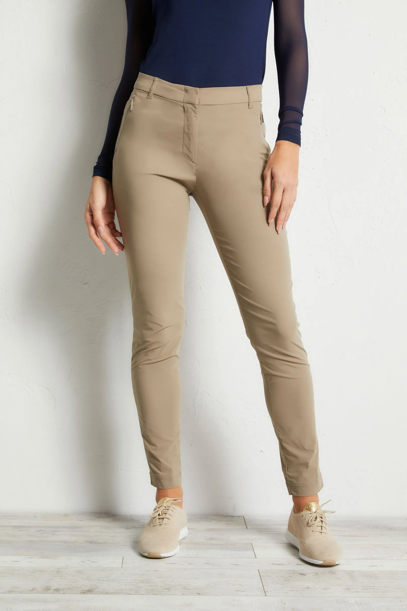 The Thea Curvy Pant